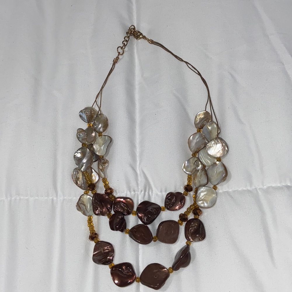 very pretty 3 layer brown and white marble necklace